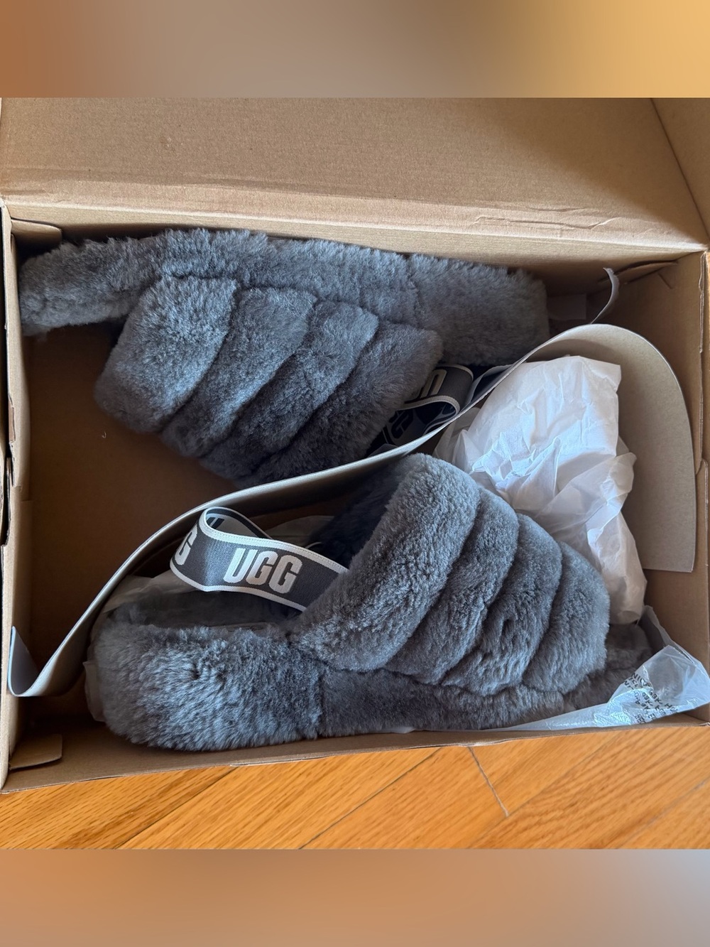 UGG 8 - Grey Cozy Fluffy Slide with Branded Heel Strap - Picture 7 of 8